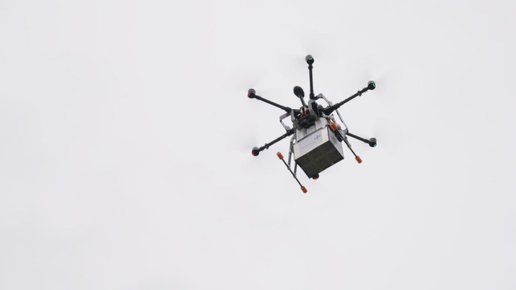 drone in volo Cerba HealthCare